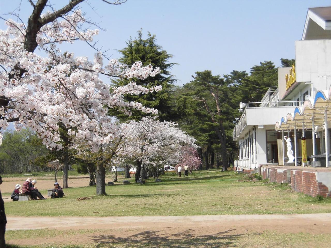 Lakeside Banko Hotel Inawashiro Ngoại thất bức ảnh
