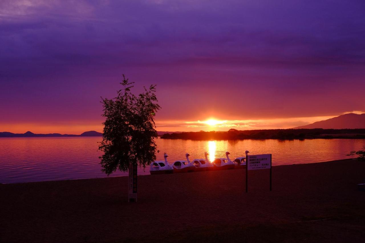 Lakeside Banko Hotel Inawashiro Ngoại thất bức ảnh